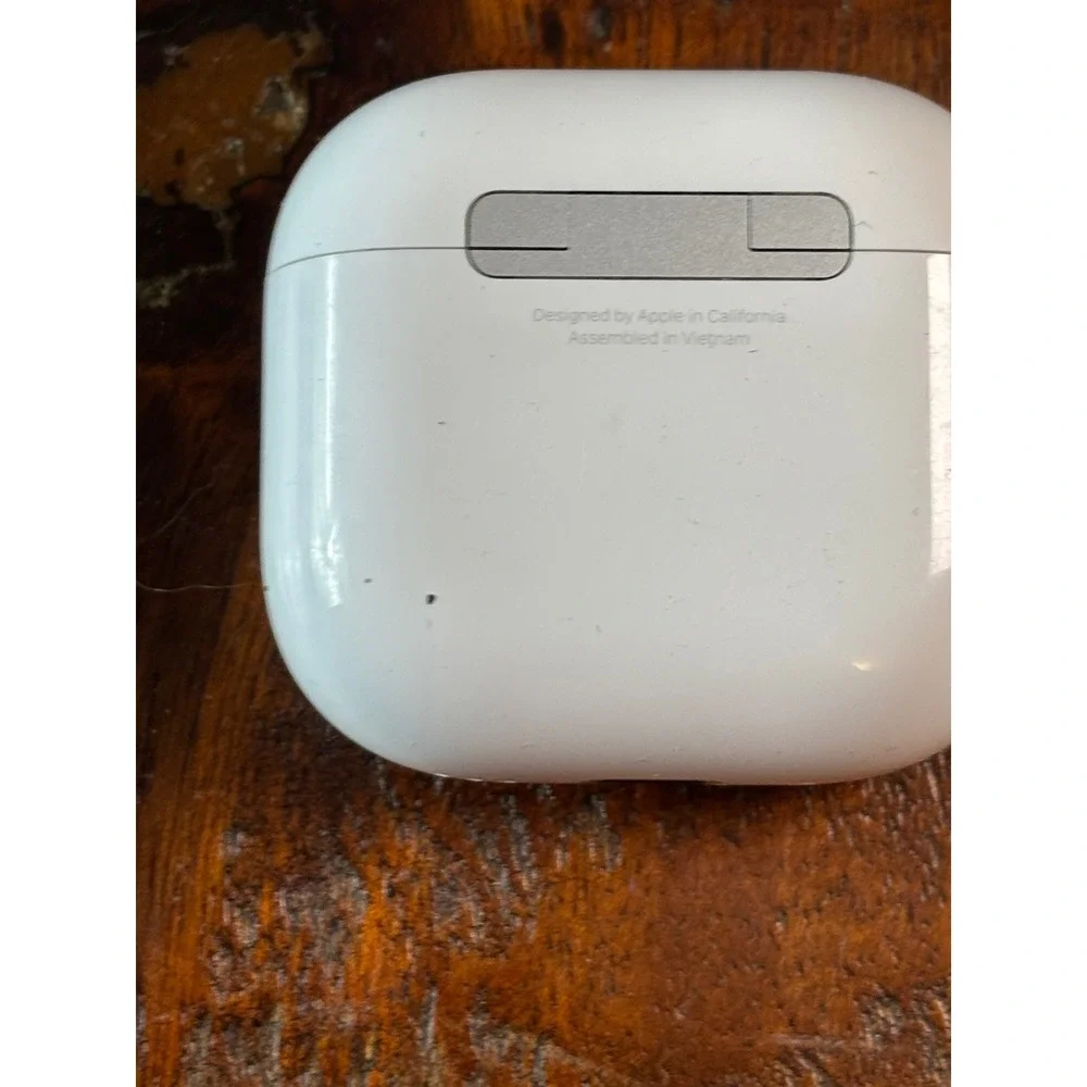 Apple AirPods 3rd Generation MagSafe Charging Case White Replacement Case